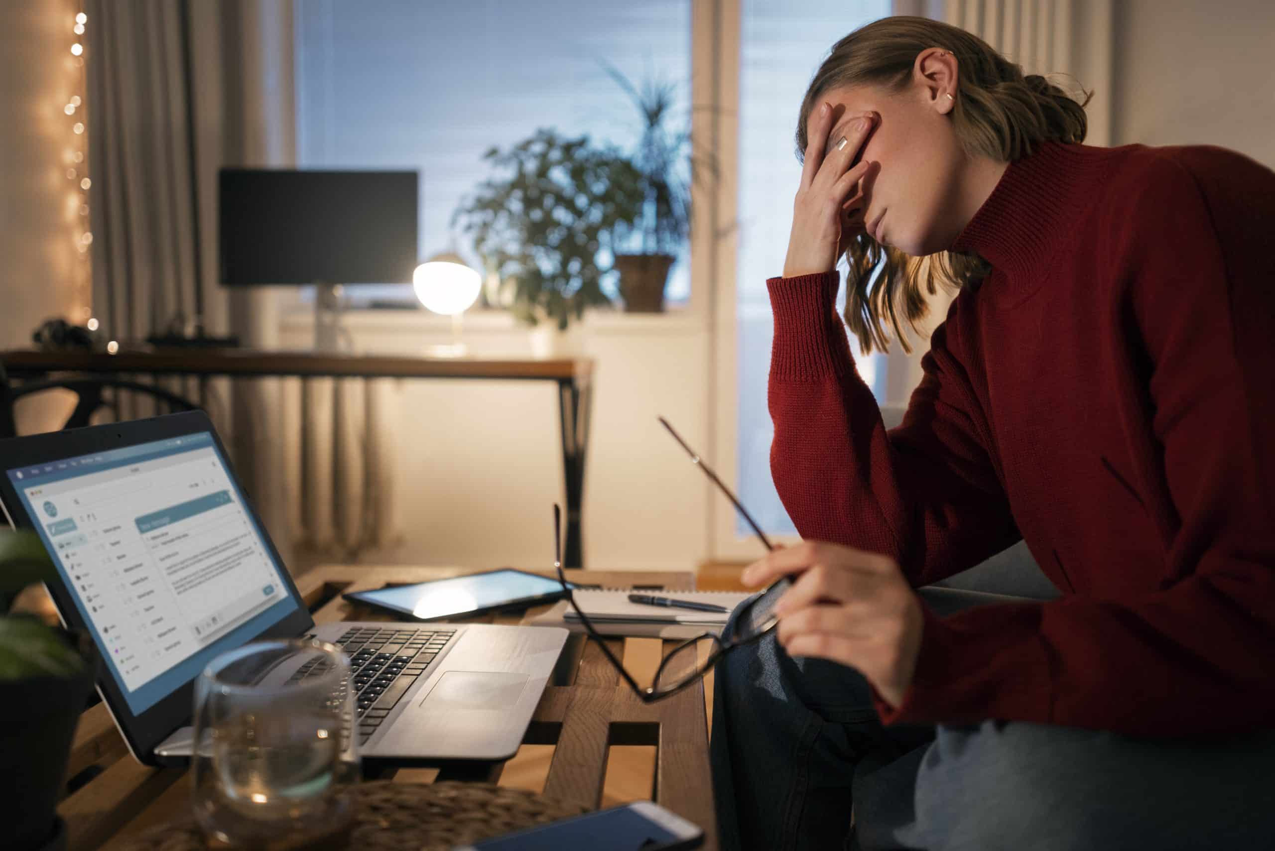 Why You Feel Drained After Online Meetings