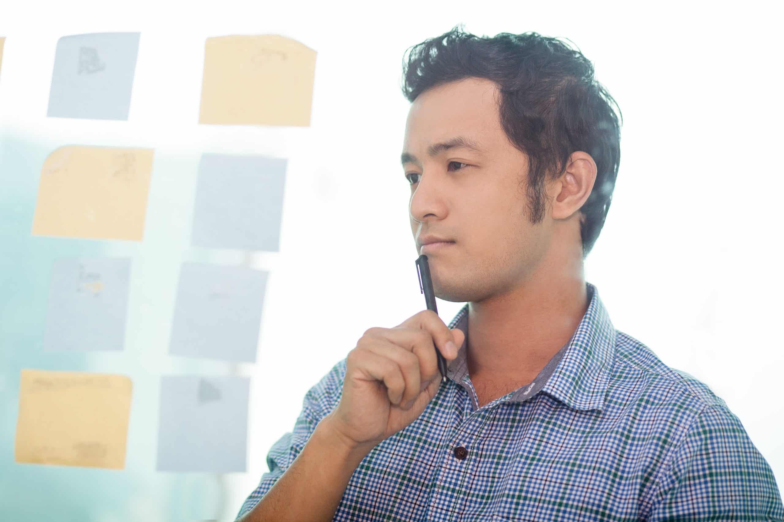 What It Means to Think With Fewer Inputs: Cognitive Minimalism in the Age of AI