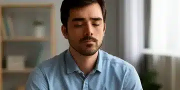 Learning to Pause Promotes Long-Term Mental Clarity